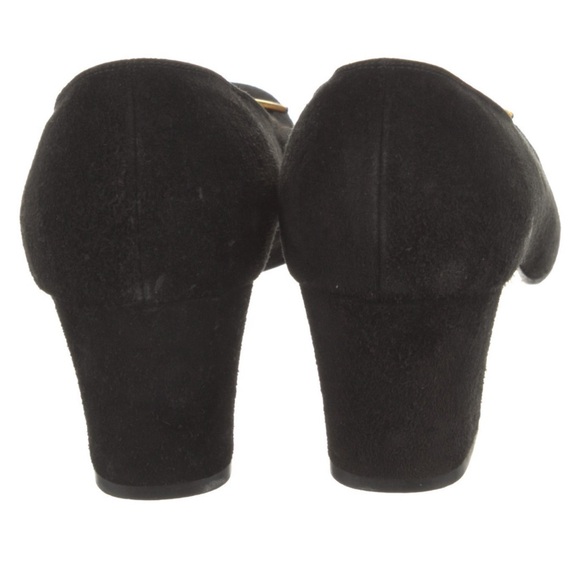 Salvatore Ferragamo Suede Pumps - Picture 5 of 7